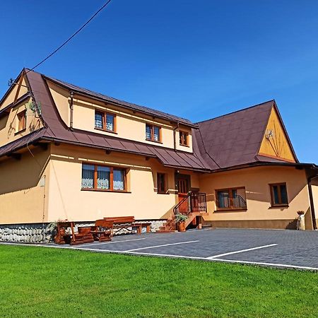 Brzoskwiniowy Dom Apartment Banska Nizna Exterior photo