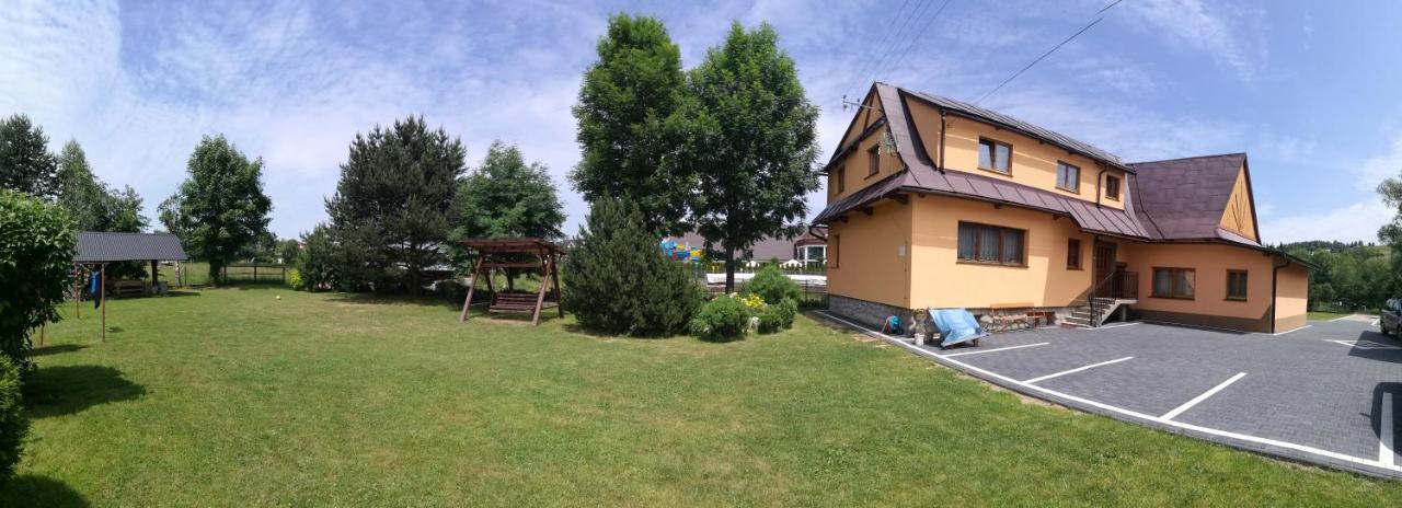 Brzoskwiniowy Dom Apartment Banska Nizna Exterior photo